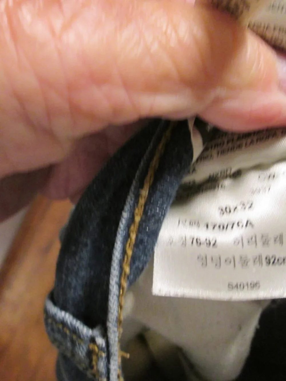 Y2k Levis Straus Gold dark washed out denim 30x32